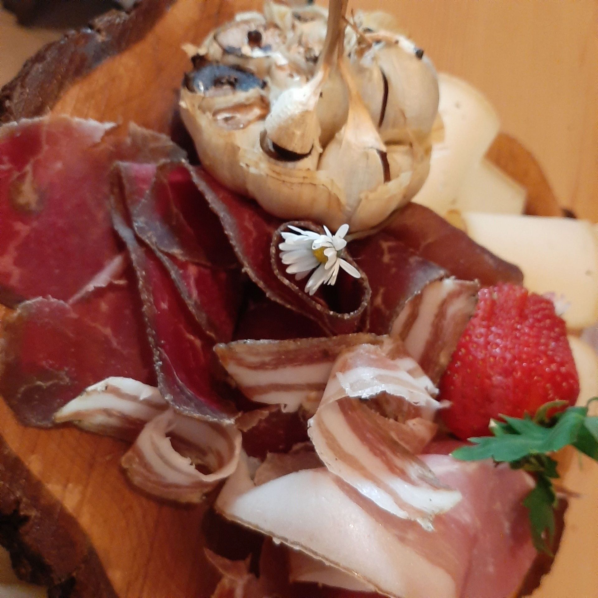 Planchette de viande séchée et fromage